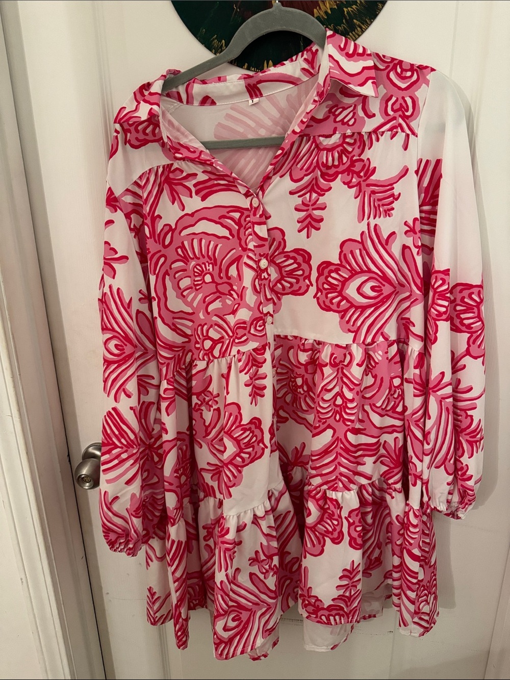Women’s White and Hot Pink Floral Tiered Dress